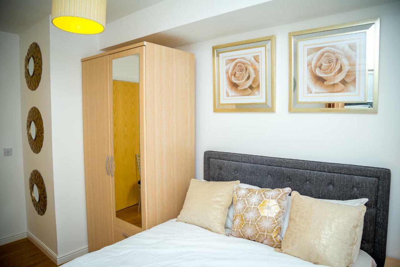 Luxuriant Apartments Northampton Zewnętrze zdjęcie